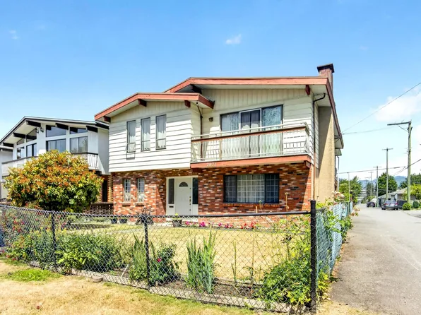 2871 E 18th Ave, Vancouver, BC V5M 2R1