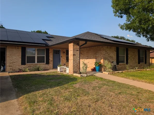 205 Red Oak Dr, Harker Heights, TX 76548