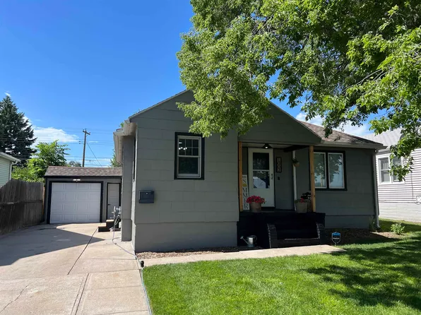 1002 W A St., North Platte, NE 69101