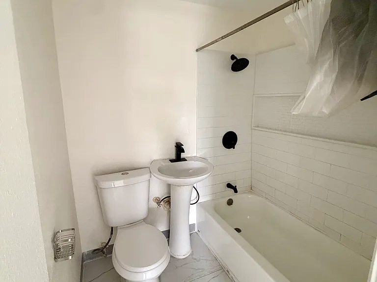 4518 New Orleans St #4 — Photo 12