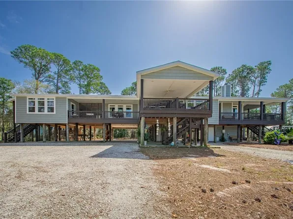 1325 Chaumont Ave, Dauphin Island, AL 36528