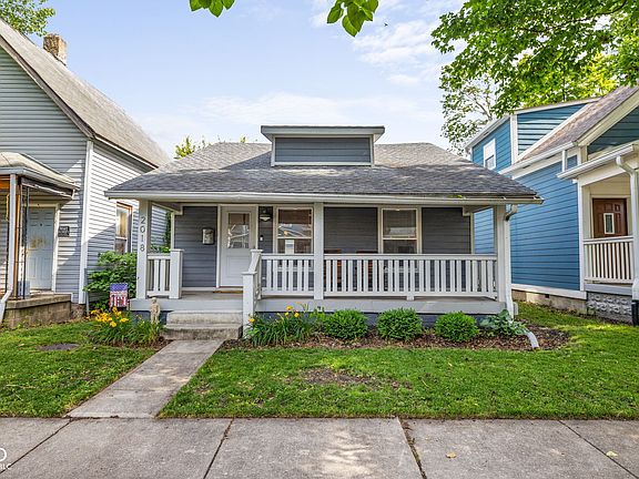 2nd image of 2018 Hoyt Ave