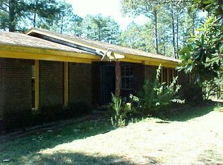 210 Bob Cheeks Rd, Ellisville, MS 39437