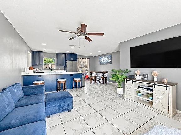 5th image of 8008 N CAMPBELL ROAD