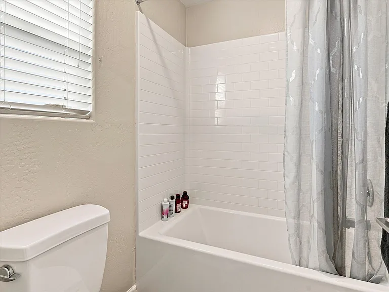 1118 Elevations Way W — Photo 20