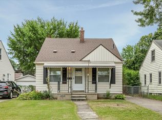 912 N Edison Ave, Royal Oak, MI 48067