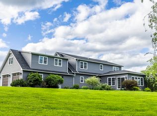 86 Appletree Ln, Newport, VT 05855