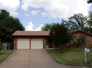 2613 Bent Tree Ln, Arlington, TX 76016