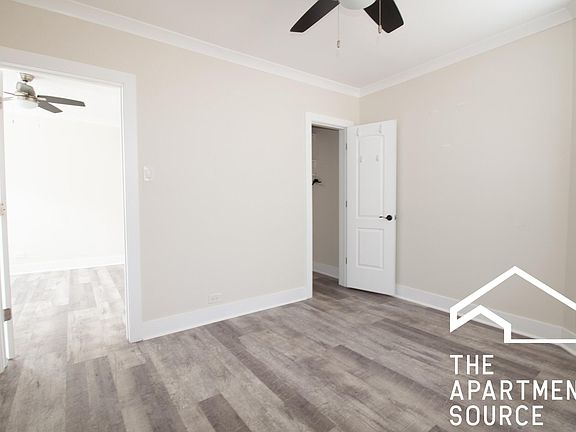 4th image of 3839 N Greenview Ave #G