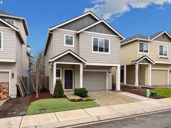 3rd image of 1314 NE 72nd Way