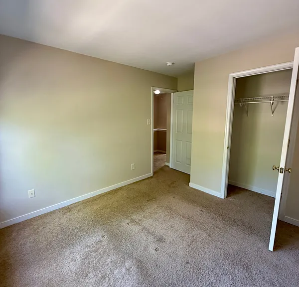 8651 Millstream Dr — Photo 24