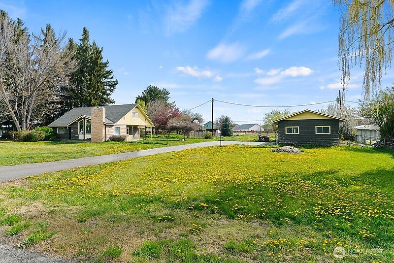 3rd image of 2512 Hannah Road