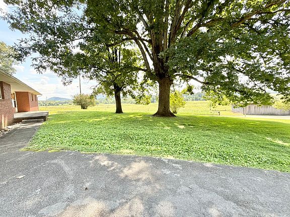 5th image of 8635 Kodak Rd