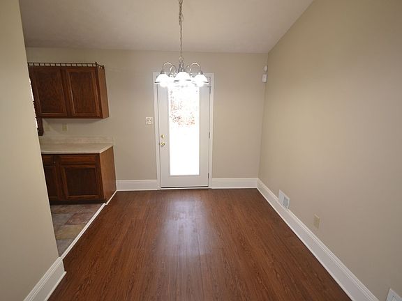 3rd image of 1717 Oak Woods Ct