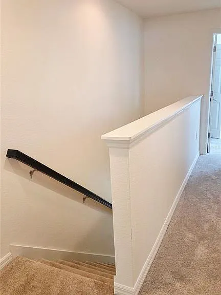 8821 Walnut Gable Ct — Photo 10