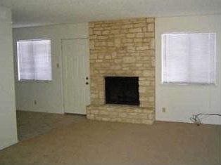 5th image of 924/926 Chisholm Trl