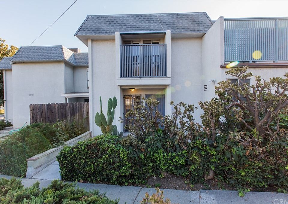 1st image of 127 Casuda Canyon Dr APT B