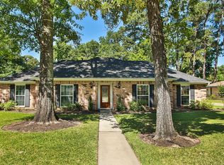 25403 Spring Ridge Dr, Spring, TX 77386