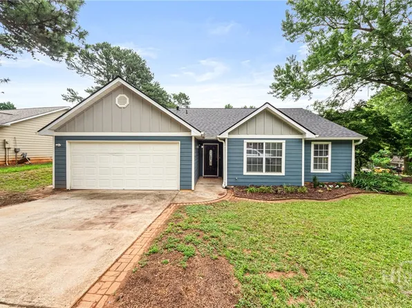 1004 Orchard Mill Court, Lawrenceville, GA 30043