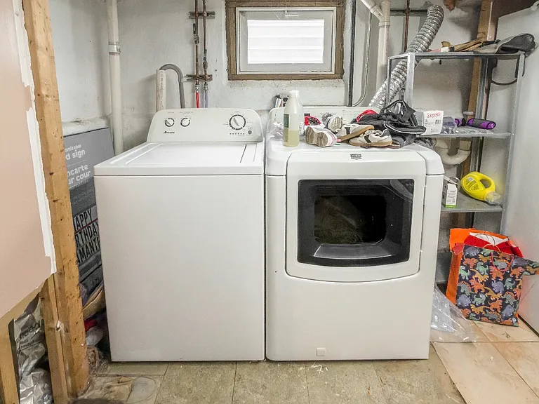 222 E Henry St #1 — Photo 10