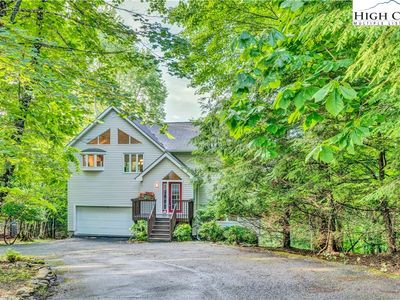 320 Pinnacle Ridge Road, Banner Elk, NC, 28604