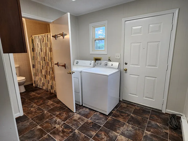 1510 Brigham Rd — Photo 9