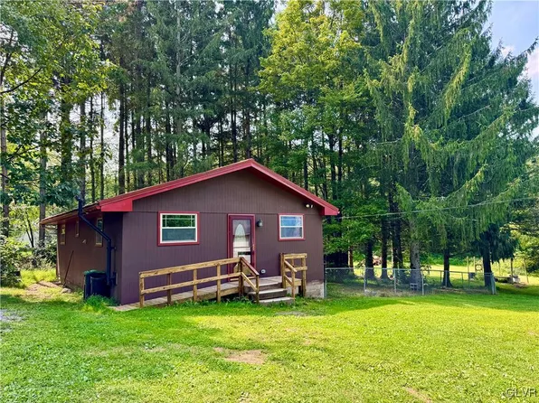 1010 Church Rd, Palmerton, PA 18071