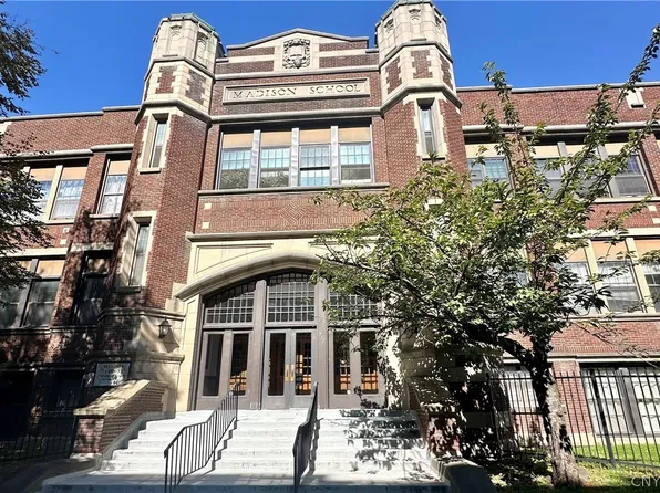 917 Madison St APT 106, Syracuse, NY 13210