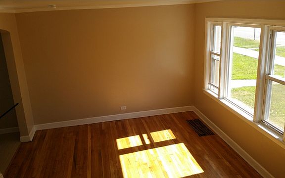 3rd image of 9741 S Jeffery Ave