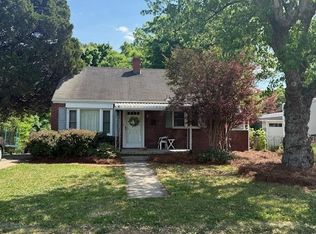838 Palmer Ln, Winston Salem, NC 27107