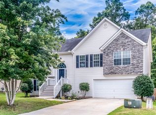 1166 Saint Phillips Ct, Locust Grove, GA 30248