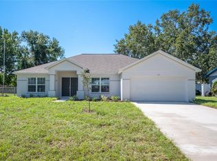 113 7th St W, Frostproof, FL 33843