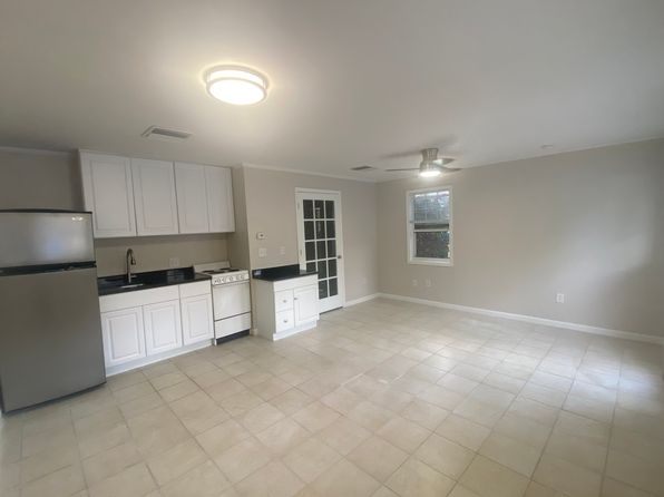 2410 Palmetto Ave #B