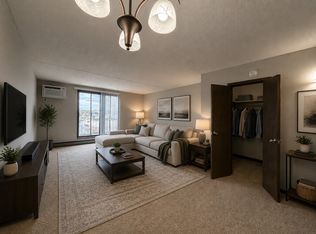 1301 Cambridge St APT 201, Hopkins, MN 55343