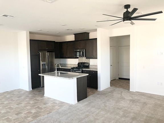 3rd image of 34495 Algarve Ave #6