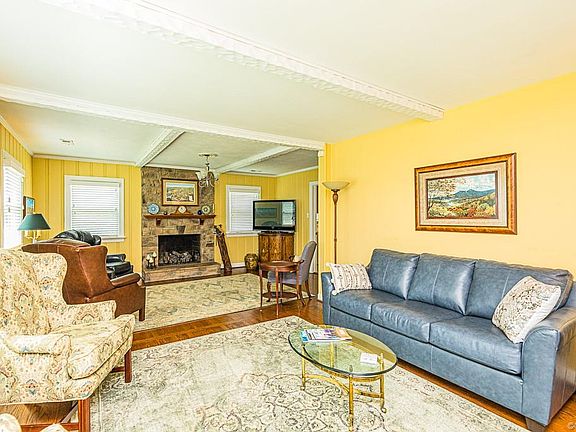 5th image of 8208 N Mayfield Ln