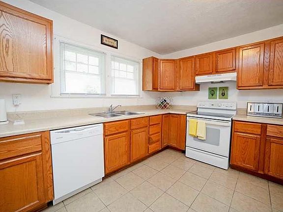 5th image of 434 N Euclid Ave