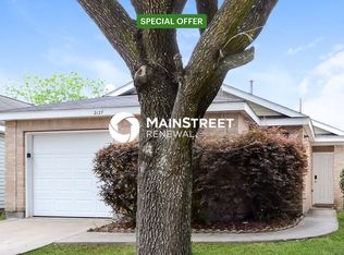 2127 Whittier Dr, Houston, TX 77032