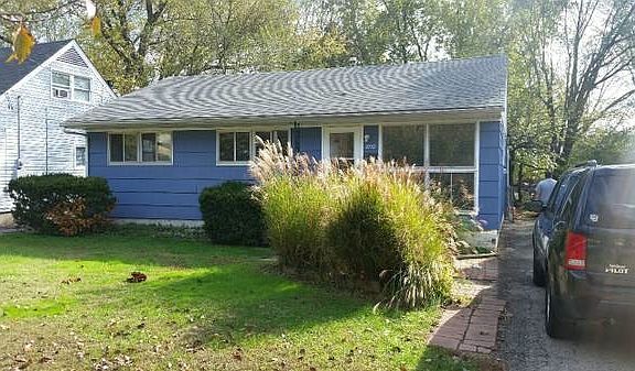 3rd image of 2710 Wendell Ave