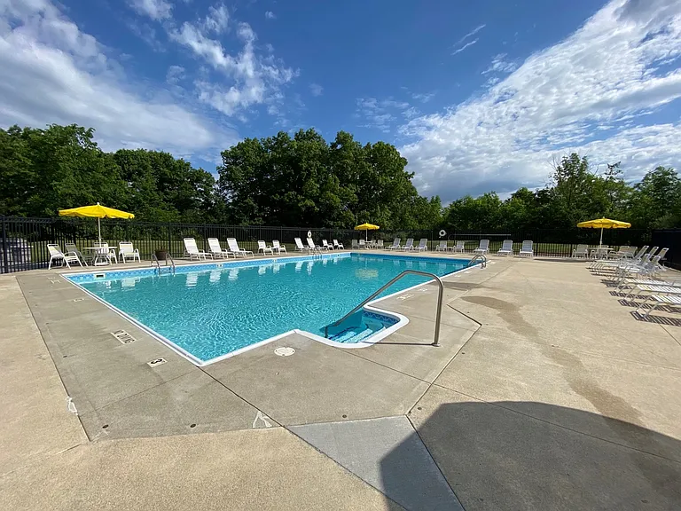 16181 Lancaster Way — Photo 2