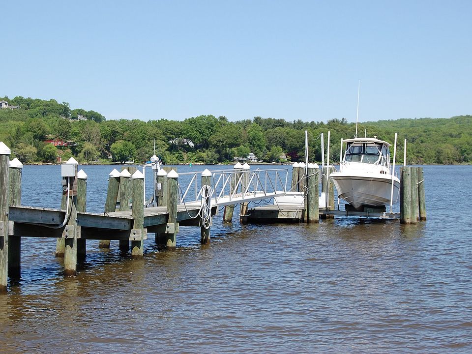 381 River Rd, Deep River, CT 06417 Zillow