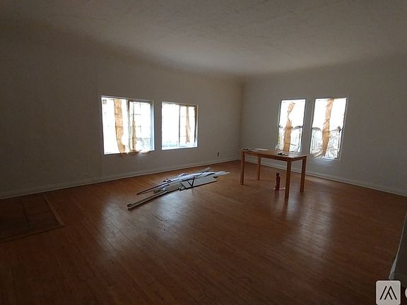 3rd image of 1414 S Shenandoah St #1
