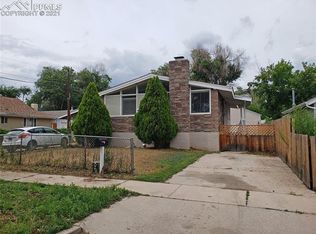 318 W Monument St, Colorado Springs, CO 80905
