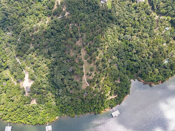3rd image of Coose Hollow Ln