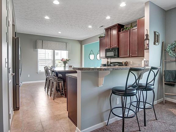 4th image of 7912 Avaleen Cir N #24-791