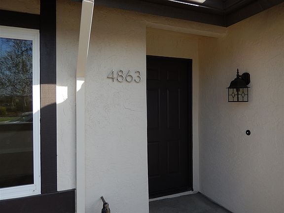 2nd image of 4863 Gardenia St