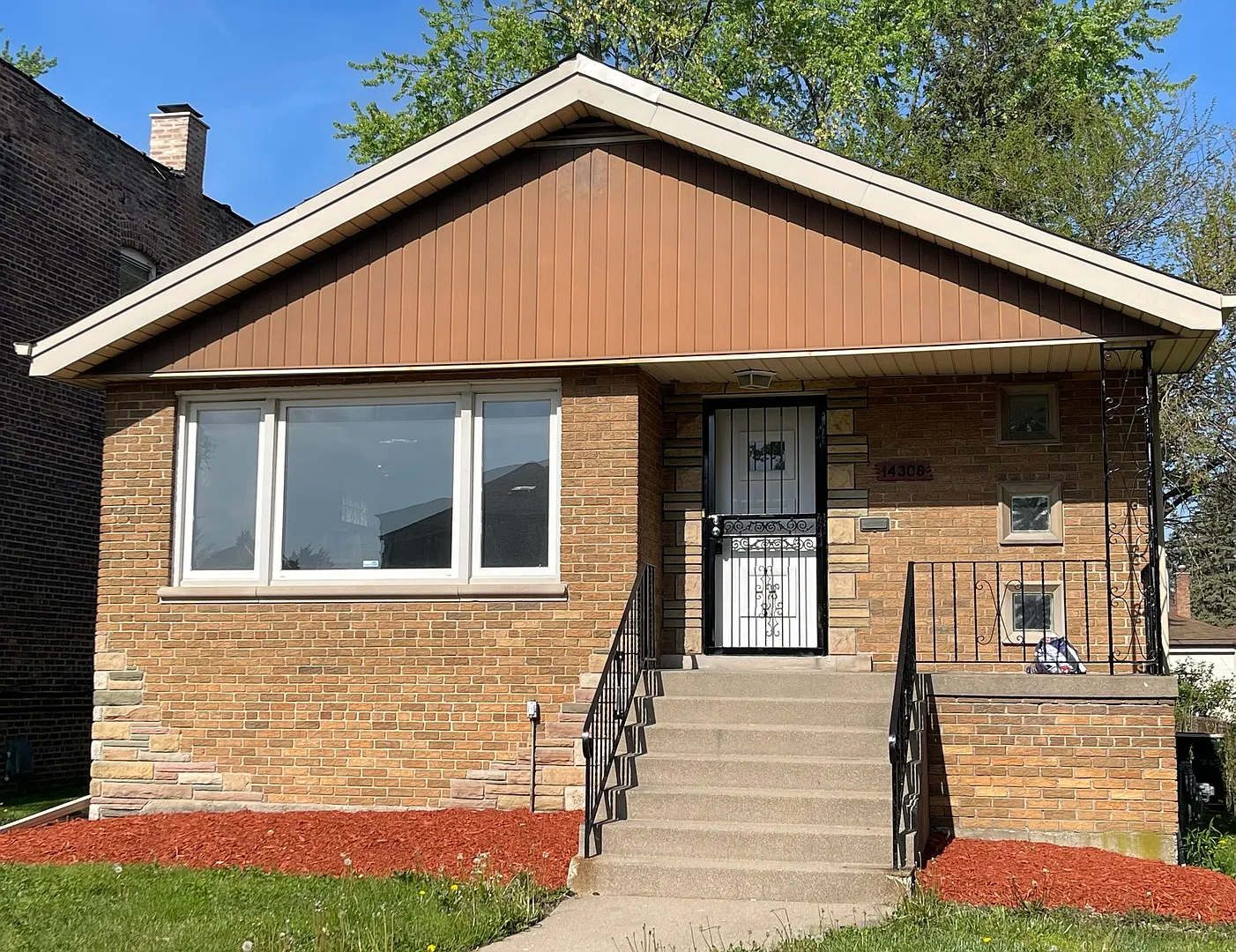 14308 S Parnell Ave photo 1