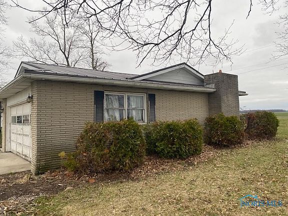 3rd image of 105 Elmwood Dr
