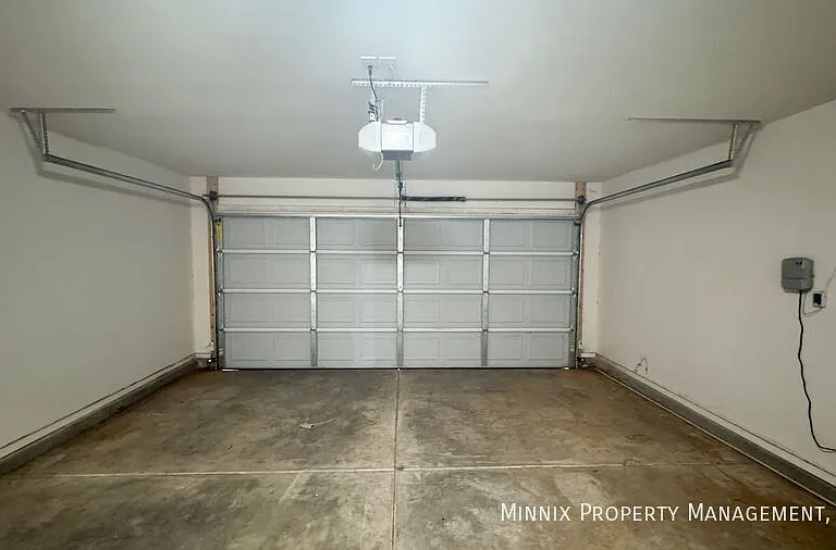 8415 10th Pl — Photo 5