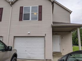 80 Cambridge Dr, Georgetown, OH